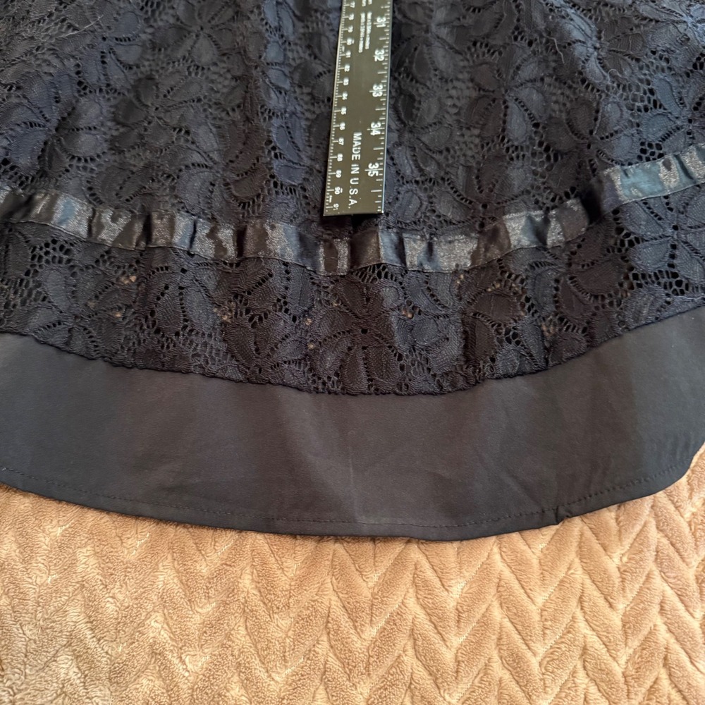 Muxinni Black Floral Lace Fit and Flare Dress XXL Short Sleeve V-Neck Formal - Picture 5 of 9